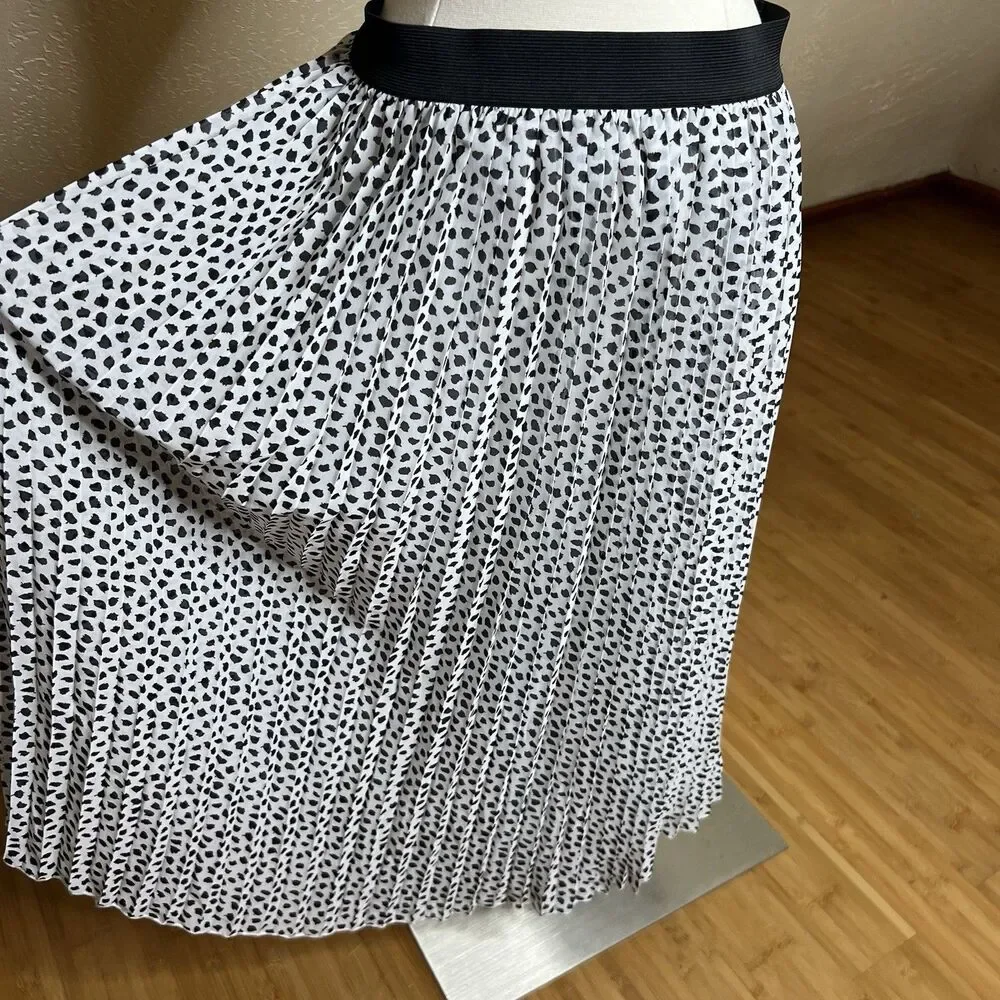 3/$25 Rachel Zoe Black White Dot Pleated Midi Skirt Womens M